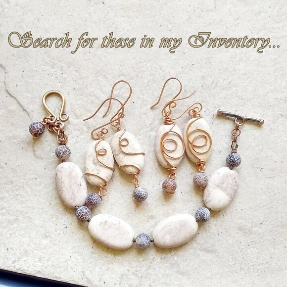 Feminine! Neutral Colors! Natural Stone Beads - Bracelet w. Copper Toggle Clasp - Picture 9 of 9